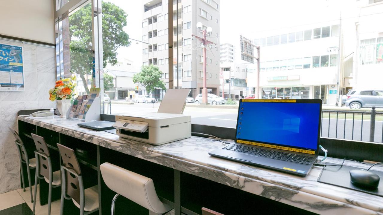 Toyoko Inn Kagoshima Chuo Eki Nishi Guchi Extérieur photo