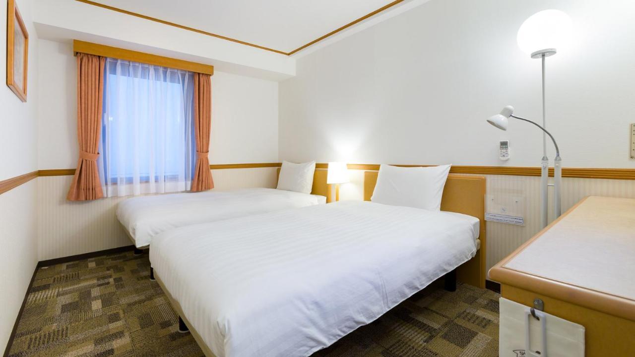 Toyoko Inn Kagoshima Chuo Eki Nishi Guchi Extérieur photo