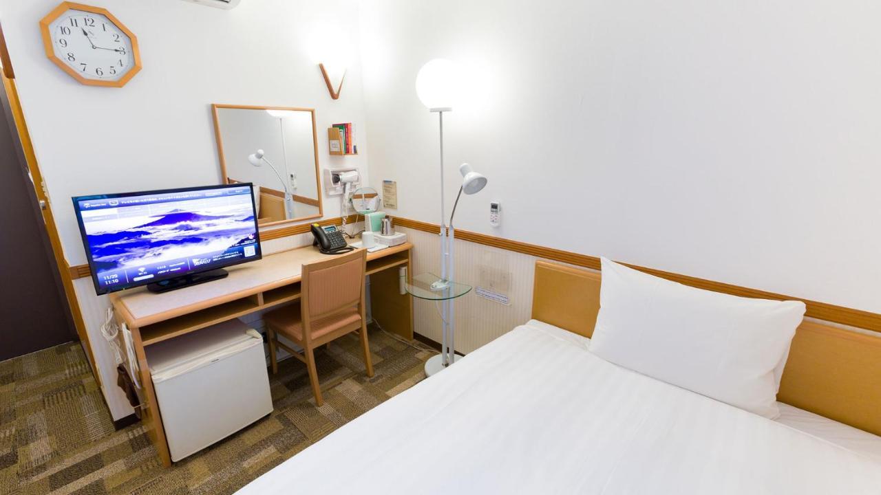 Toyoko Inn Kagoshima Chuo Eki Nishi Guchi Extérieur photo