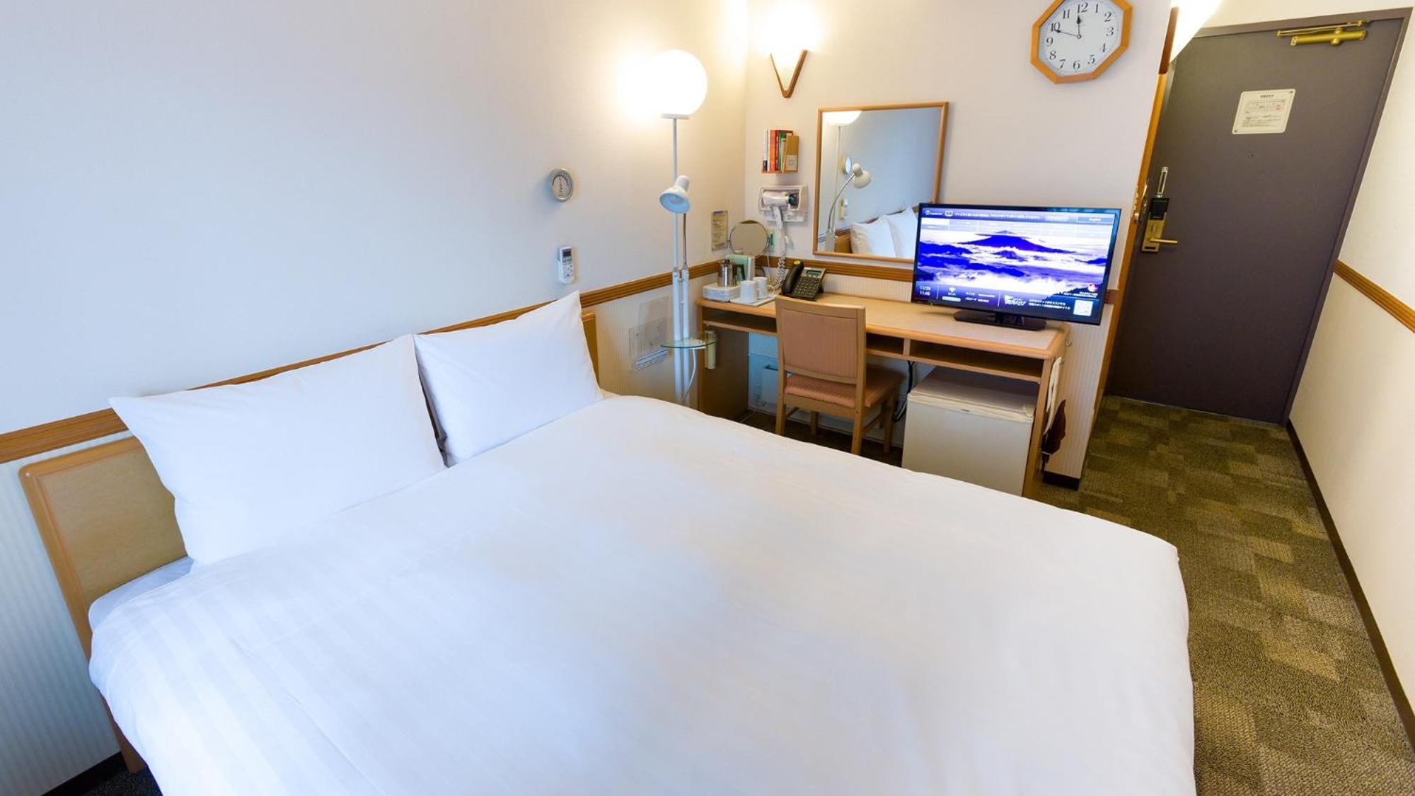 Toyoko Inn Kagoshima Chuo Eki Nishi Guchi Chambre photo