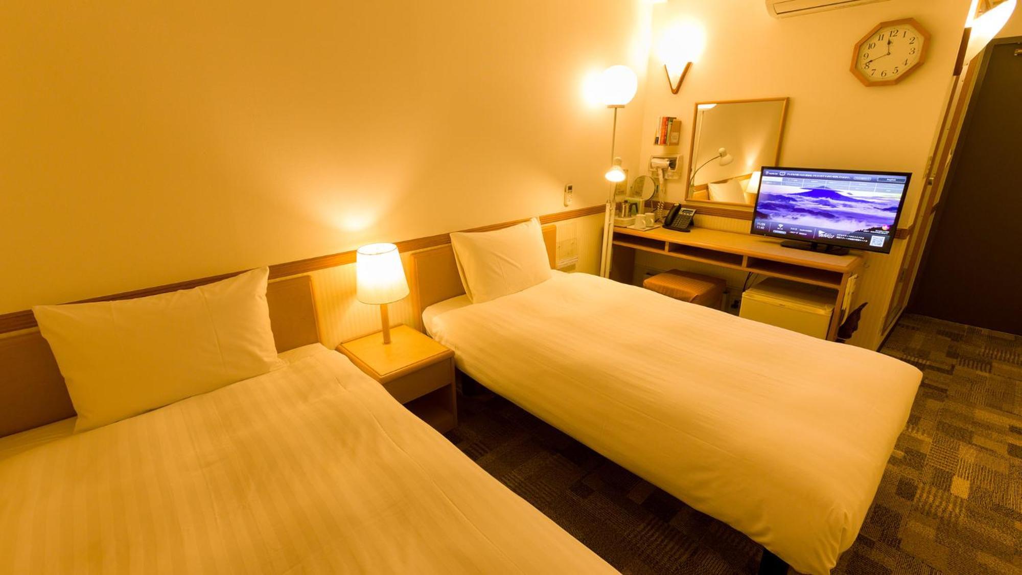 Toyoko Inn Kagoshima Chuo Eki Nishi Guchi Chambre photo