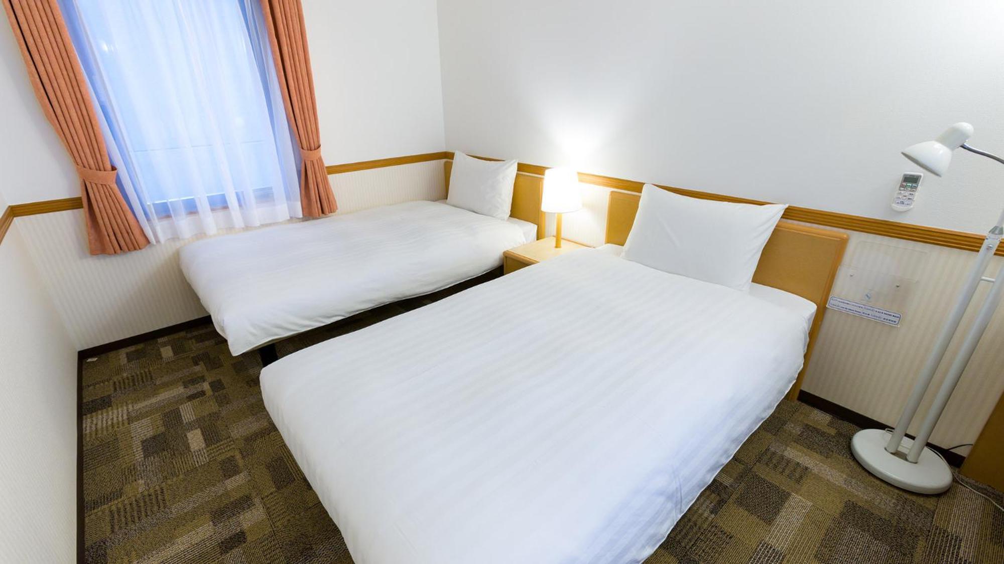 Toyoko Inn Kagoshima Chuo Eki Nishi Guchi Chambre photo